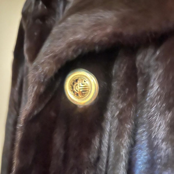 Full length mink coat. - Picture 5 of 13